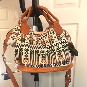 Humble Hilo Medium Plano Bag